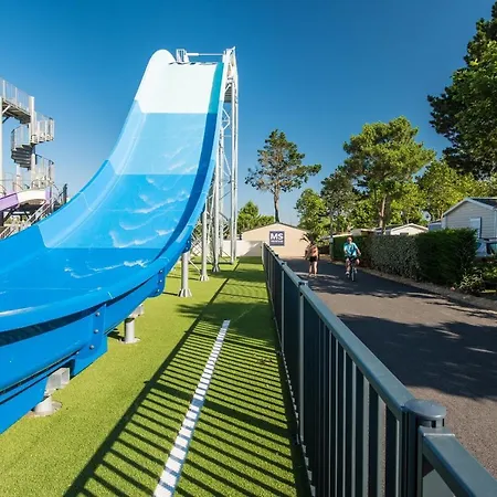 Camping Club Le Trianon - Maeva 5*