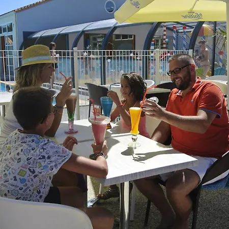 Camping Club Le Trianon - Maeva 5*
