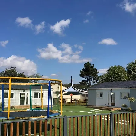 אתר קמפינג Camping Club Le Trianon - Maeva