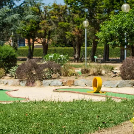 Camping Club Le Trianon - Maeva אתר קמפינג אולון-סור-מר